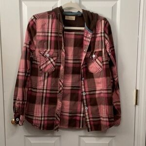 Legacy Falls plaid shirt. Size M.